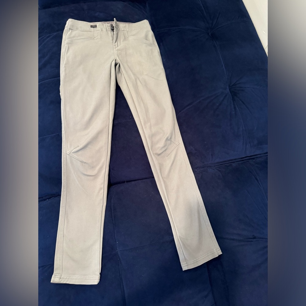 Patagonia size 4 grey pants - NWOT tags